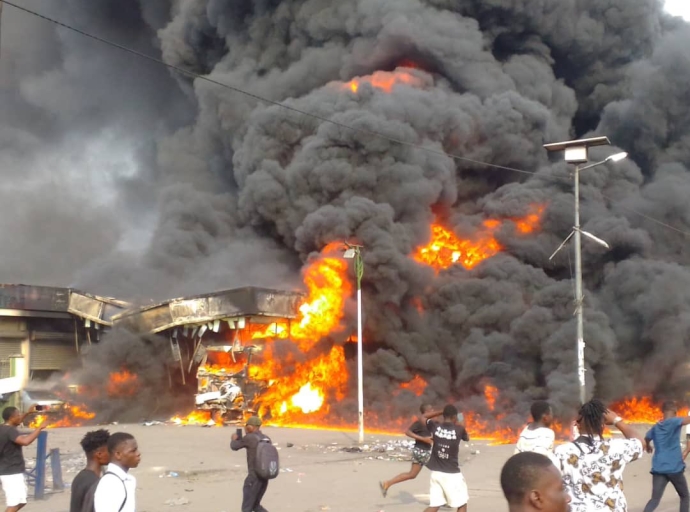 Kinshasa : incendie majeur dans une station-service dans la commune de Masina